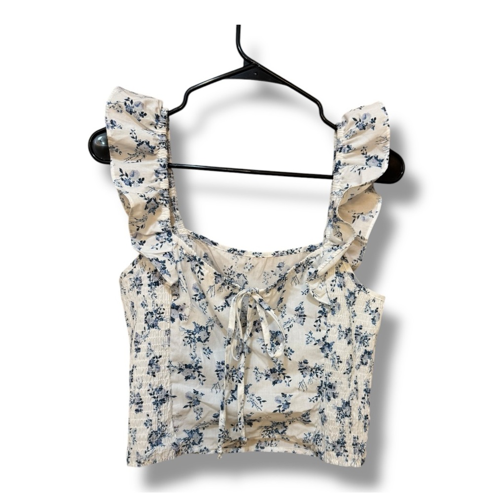Floral Ruffle Sleeveless Top - Picture 2 of 3